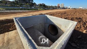 Obras com aduelas de concreto Jesus de Mari