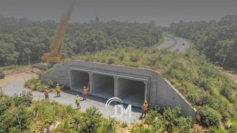 Aplicação de aduelas de concreto para uso na sua obra